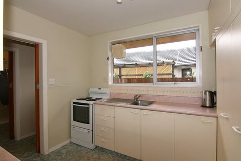 Photo of property in 28 Claridges Road, Casebrook, Christchurch, 8051