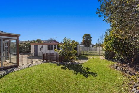 Photo of property in 32 Farnworth Crescent, Whakatane, 3120
