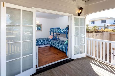 Photo of property in 17 Pipi Dune, Whitianga, 3510