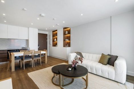 Photo of property in 1/219 Lake Road, Belmont, Auckland, 0622