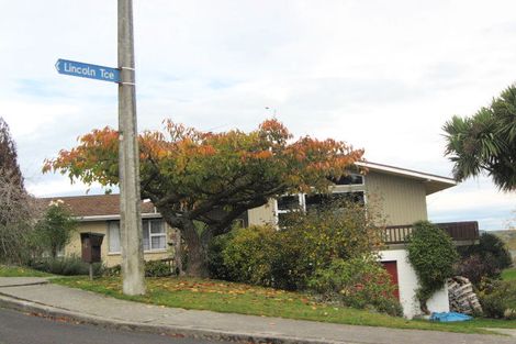 Photo of property in 6 Saint Andrew Place, Balclutha, 9230