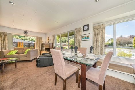 Photo of property in 18 Tulsa Grove, Totara Park, Upper Hutt, 5018