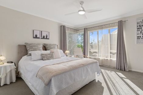 Photo of property in 28 Montana Drive, Pyes Pa, Tauranga, 3112