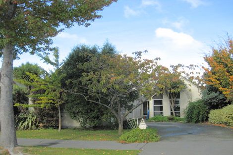 Photo of property in 10 Hanover Place, Ilam, Christchurch, 8041