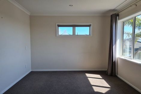 Photo of property in 873a Beach Road, Waiake, Auckland, 0630