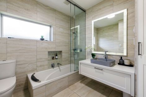 Photo of property in 4 Hardley Street, Whitiora, Hamilton, 3200