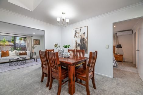 Photo of property in 62 Waitaki Street, Henderson, Auckland, 0612