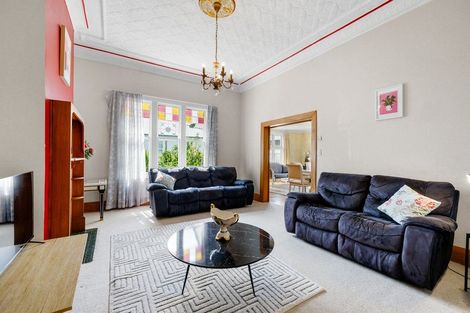 Photo of property in 41 Queen Street, Cambridge, 3434