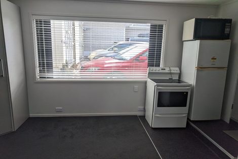 Photo of property in 1/12 Gossamer Drive, Pakuranga Heights, Auckland, 2010