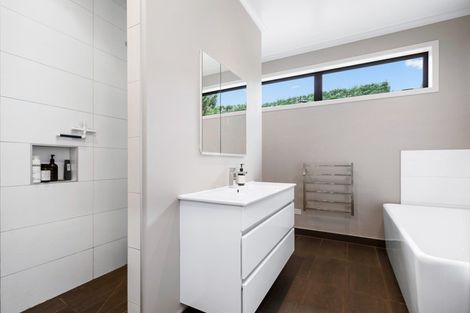 Photo of property in 17 Woodward Road, Maungatapere, Whangarei, 0179