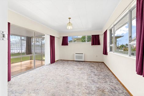 Photo of property in 3 Tawa Street, Levin, 5510