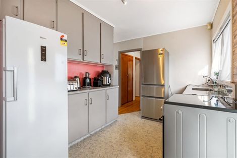 Photo of property in 16b Grassways Avenue, Pakuranga, Auckland, 2010