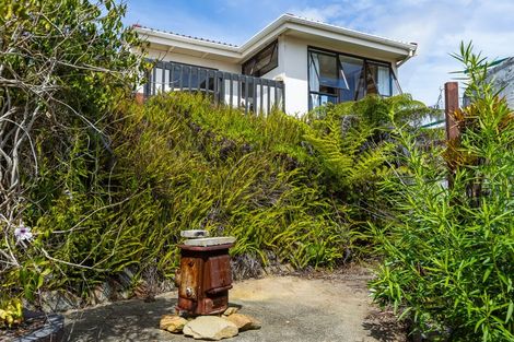 Photo of property in 20 Leslie Road, Cable Bay, 0420