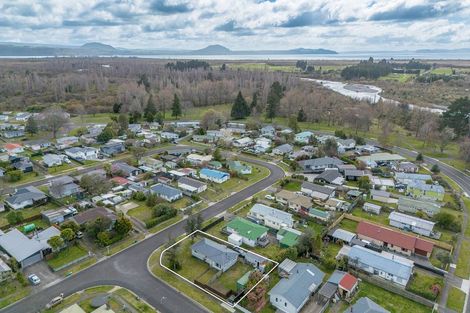 Photo of property in 6 Rangipoia Place, Turangi, 3334