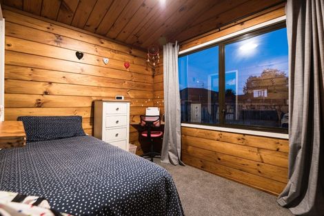 Photo of property in 6 Bluewater Place, Wattle Downs, Auckland, 2103