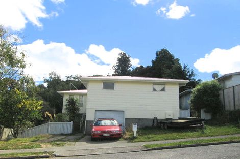 Photo of property in 36 Speargrass Grove, Timberlea, Upper Hutt, 5018