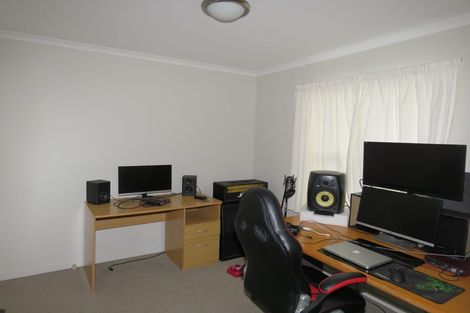 Photo of property in 70 Queen Street, Westport, 7825