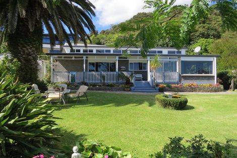 Photo of property in 1990 Long Bay Road, Coromandel, 3581