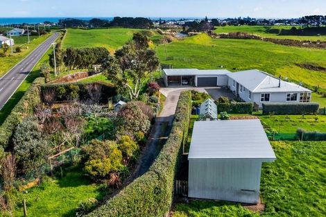 Photo of property in 3624 Eltham Road, Opunake, 4682