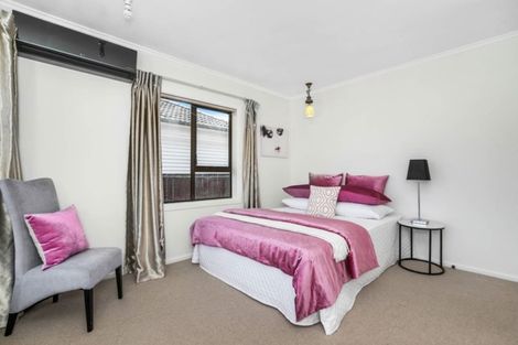 Photo of property in 18 Carbine Road, Mount Wellington, Auckland, 1060