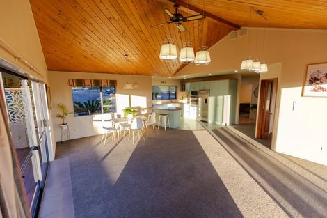 Photo of property in 70 Forest View Road, Te Kamo, Kamo, 0185