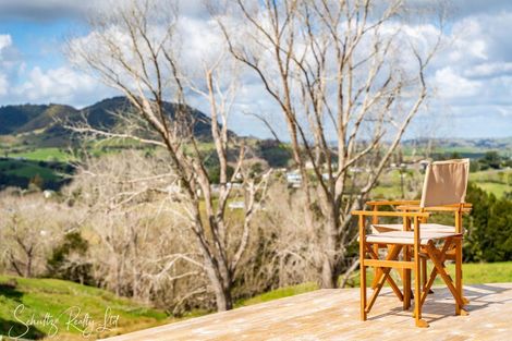 Photo of property in 31-33 Nikau Lane, Maungaturoto, 0520