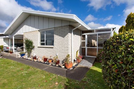 Photo of property in 2a Hunter Street, Dannevirke, 4930