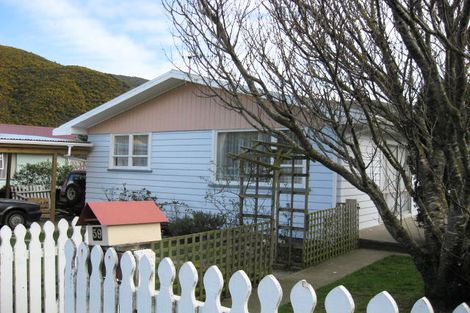 Photo of property in 59 Parenga Street, Wainuiomata, Lower Hutt, 5014