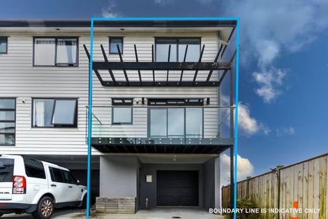 Photo of property in 1 Peony Mews, Oteha, Auckland, 0632