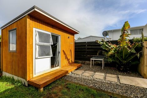 Photo of property in 92 Pembroke Street, Westown, New Plymouth, 4310