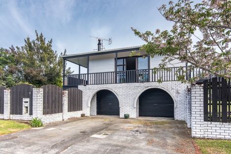 Photo of property in 13 Pitoitoi Street, Otaihanga, Paraparaumu, 5036