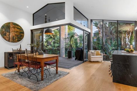 Photo of property in 37 Fourteenth Avenue, Tauranga South, Tauranga, 3112