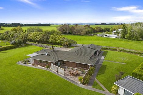 Photo of property in 2923 State Highway 1, Sanson, Palmerston North, 4479