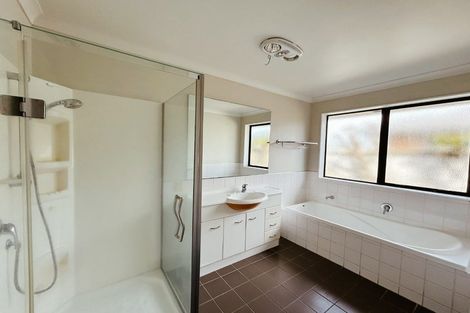 Photo of property in 45 Cate Road, Rototuna North, Hamilton, 3210