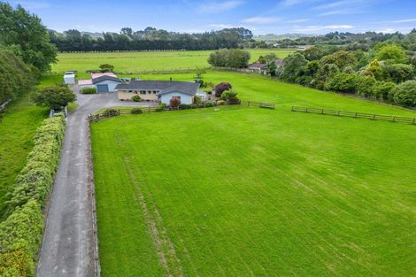 Photo of property in 921 State Highway 1, Te Horo, Otaki, 5581