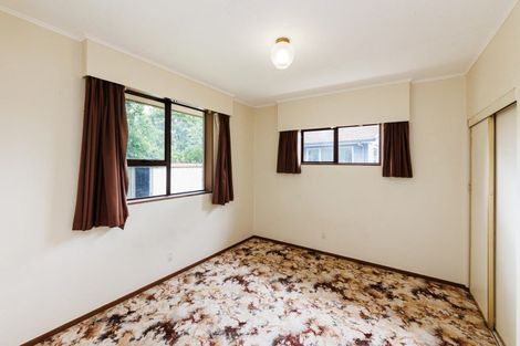 Photo of property in 2 Adams Place, Kelvin Grove, Palmerston North, 4414