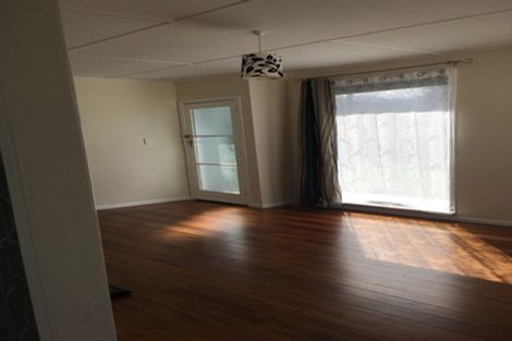 Photo of property in 86 Brandon Street, Featherston, 5710