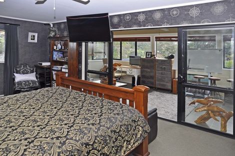 Photo of property in 5 Rewa Rewa Valley, Tairua, 3508