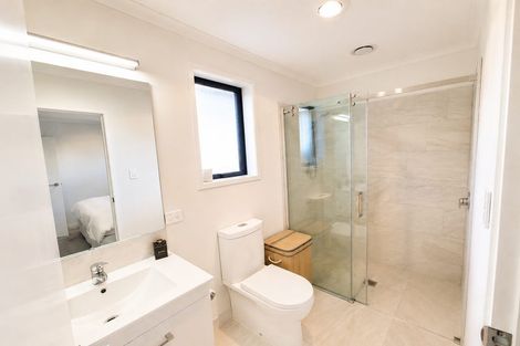 Photo of property in 8 Routeburn Lane, Karaka, Papakura, 2124