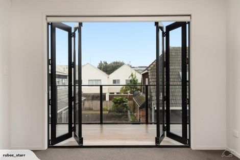 Photo of property in 4/33 Miro Street, Mount Maunganui, 3116