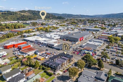 Photo of property in 18c King Street, Upper Hutt Central, Upper Hutt, 5018