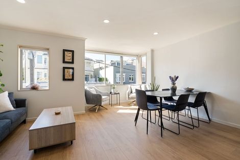 Photo of property in 2/15 Roxburgh Street, Mount Victoria, Wellington, 6011