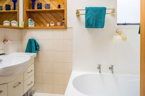 Photo of property in 45 Mana View Road, Paremata, Porirua, 5026