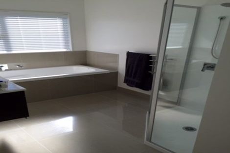 Photo of property in 31 Discovery Drive, Gulf Harbour, Whangaparaoa, 0930