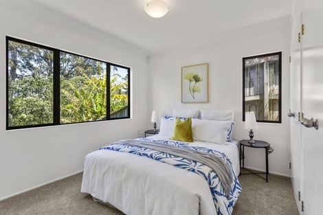 Photo of property in 36 Lorikeet Place, Unsworth Heights, Auckland, 0632