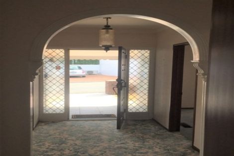 Photo of property in 122 Pembroke Street, Hamilton Lake, Hamilton, 3204