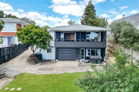 Photo of property in 43 Hillcrest Road, Hillcrest, Hamilton, 3216