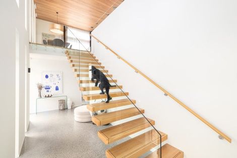 Photo of property in 83 Major Hornbrook Road, Mount Pleasant, Christchurch, 8081