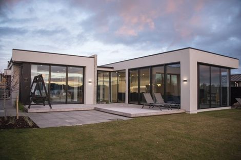 Photo of property in 26 Kuiwai Drive, Rainbow Point, Taupo, 3330