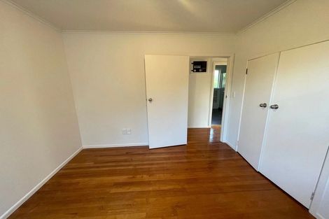 Photo of property in 24 Trojan Crescent, New Lynn, Auckland, 0600